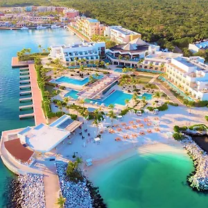TRS Cap Cana Hotel Сasa de vacaciones
